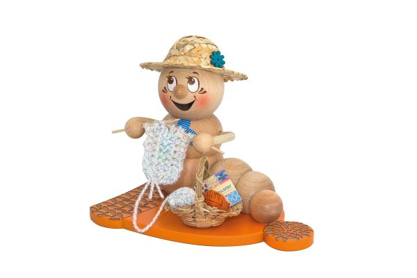 Rosi - The Knitting Worm - Image 2