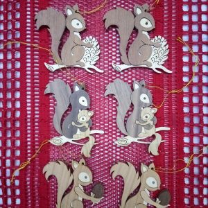 alt=tree-ornaments-squirrels-6pcs