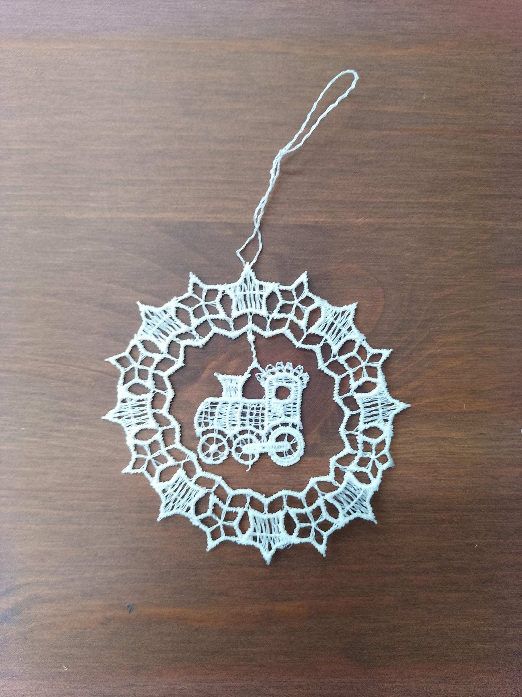 Lace Ornament Ball with locomotive 2358-72