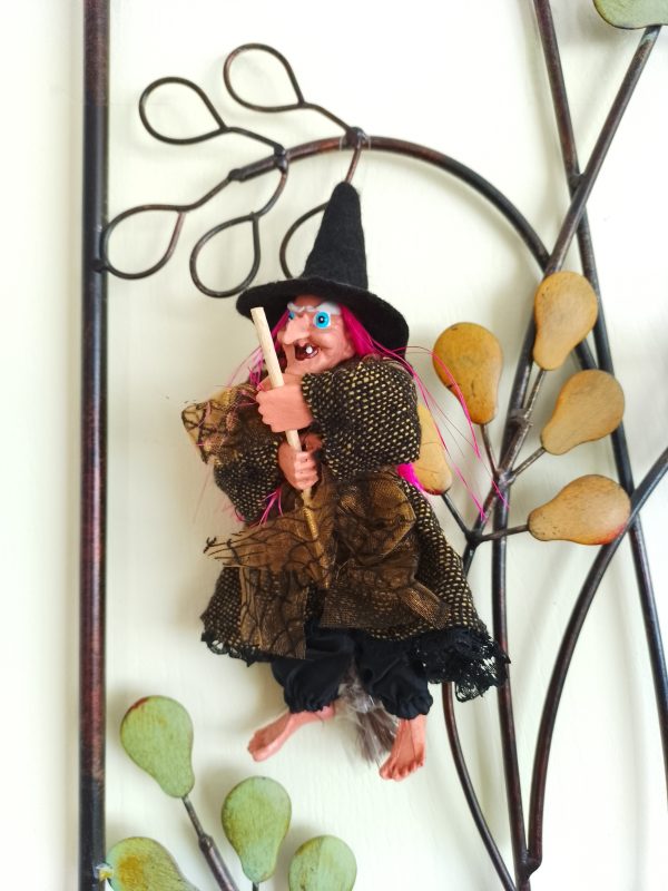 Kitchen Witch Doll Alicia beige - Image 3