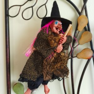 Kitchen Witch Doll Alicia beige