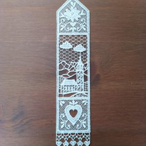 alt=bookmark-alpine-village-185271