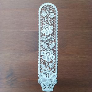 alt=bookmark-flower-basket-185278