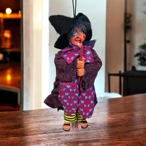 alt=kitchen-witch-doll-johanna-purple