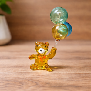 alt=glass-figurine-bear-with-ballons