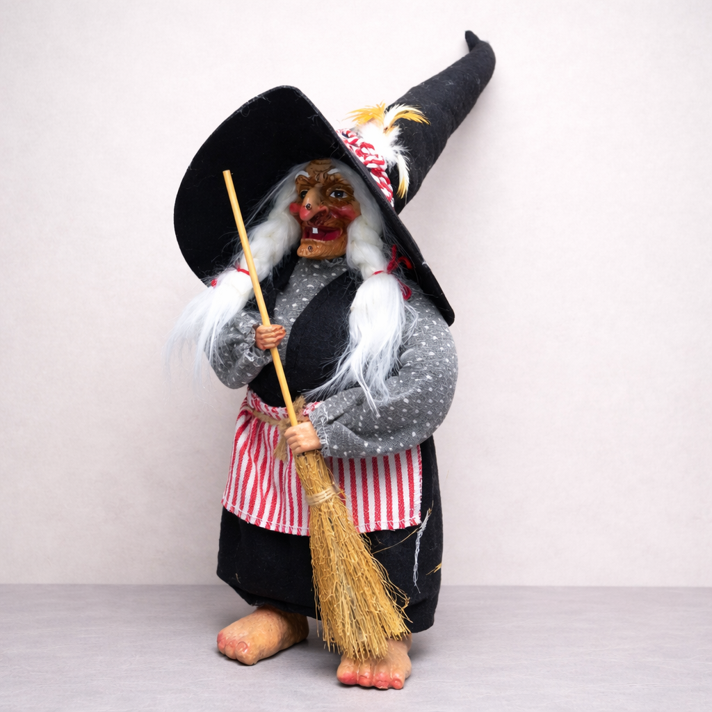 Troll Figurine Marta Mosswitch - Image 2