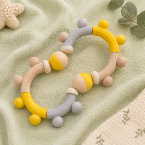 Wooden Clutching Toy 12 Ball