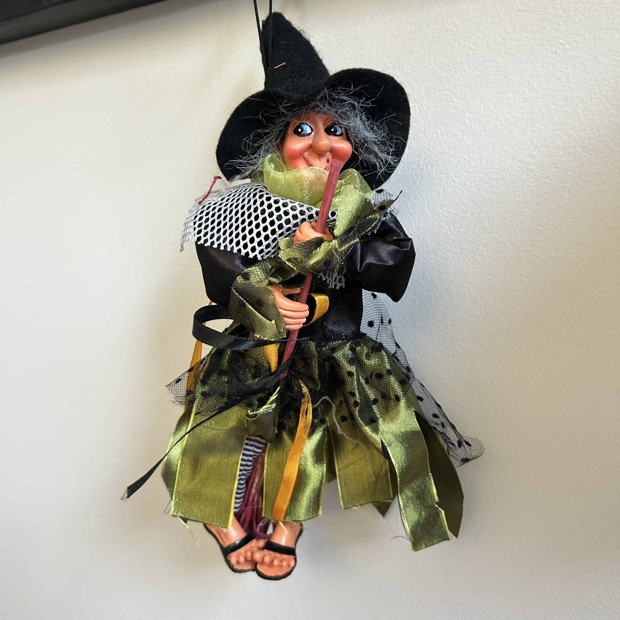 Decorative Kitchen Witch Xenia green