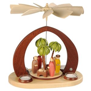 alt=modern-pyramid-arch-nativity-scene